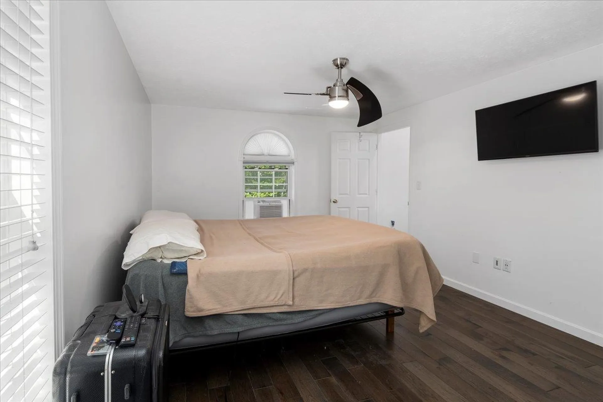 44 Pheasant Run Drive Chester NH 03036