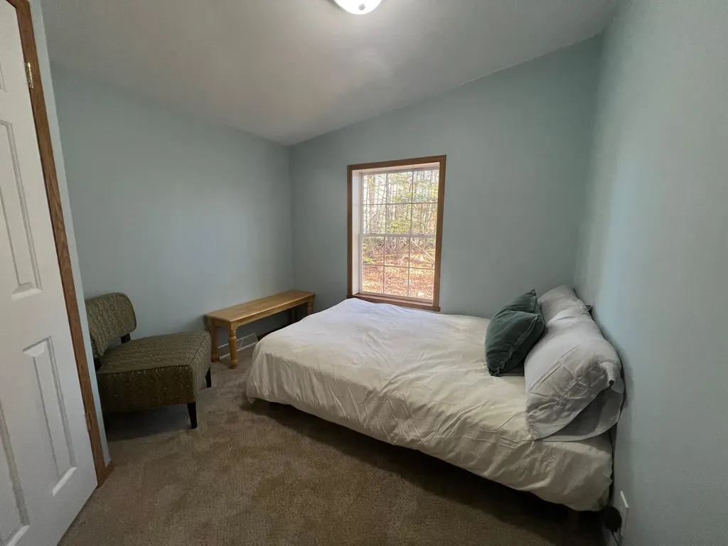 16 Bennett Way Newmarket NH 03857