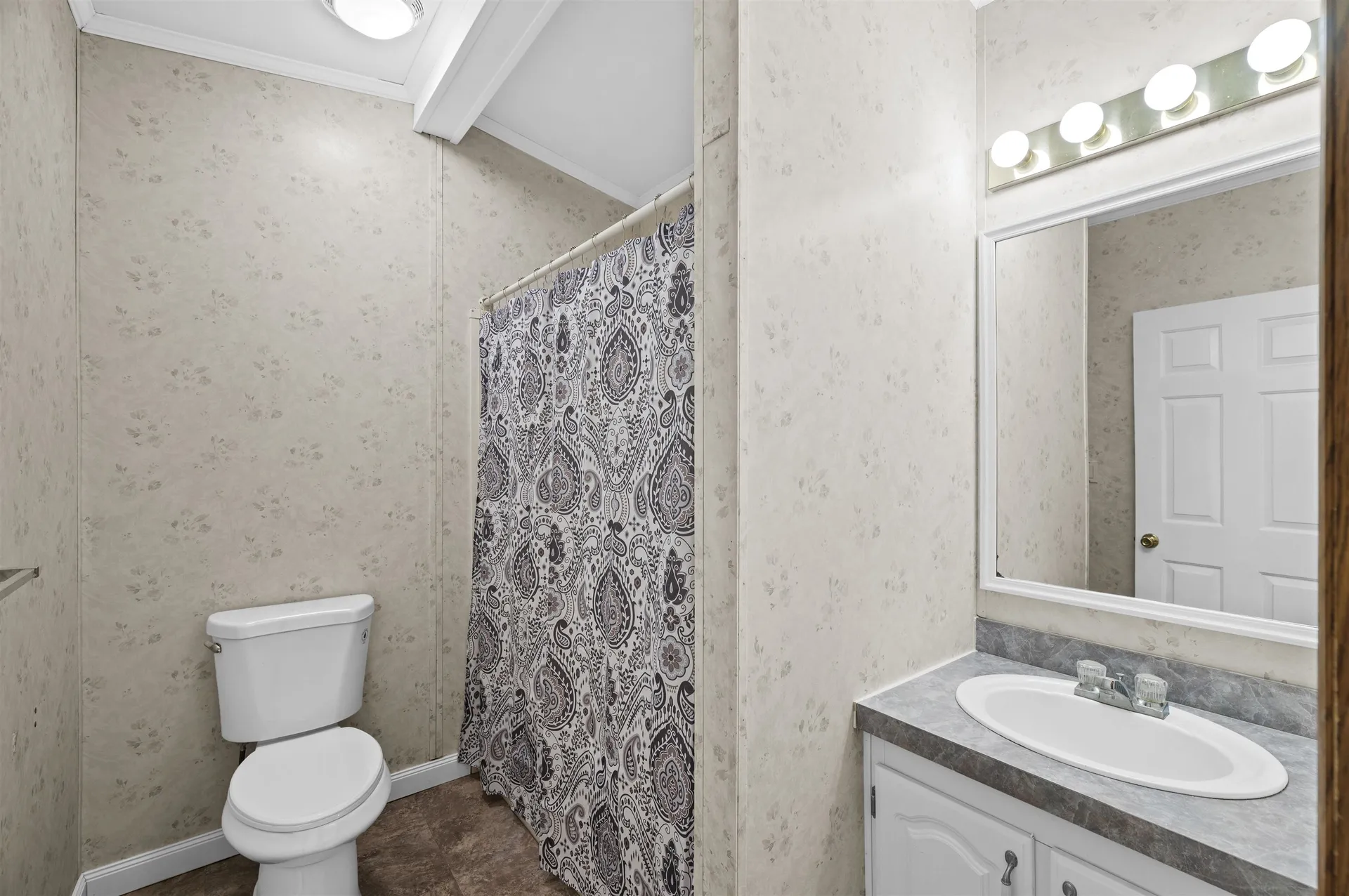 16 Bennett Way Newmarket NH 03857