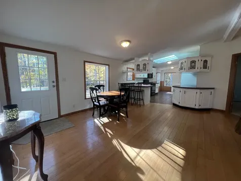 16 Bennett Way Newmarket NH 03857