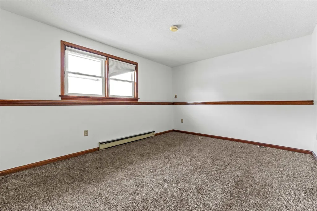 90L Derryfield Road Derry NH 03038