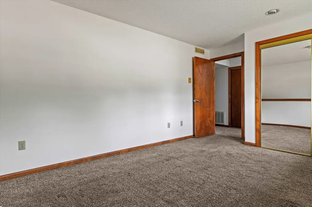 90L Derryfield Road Derry NH 03038