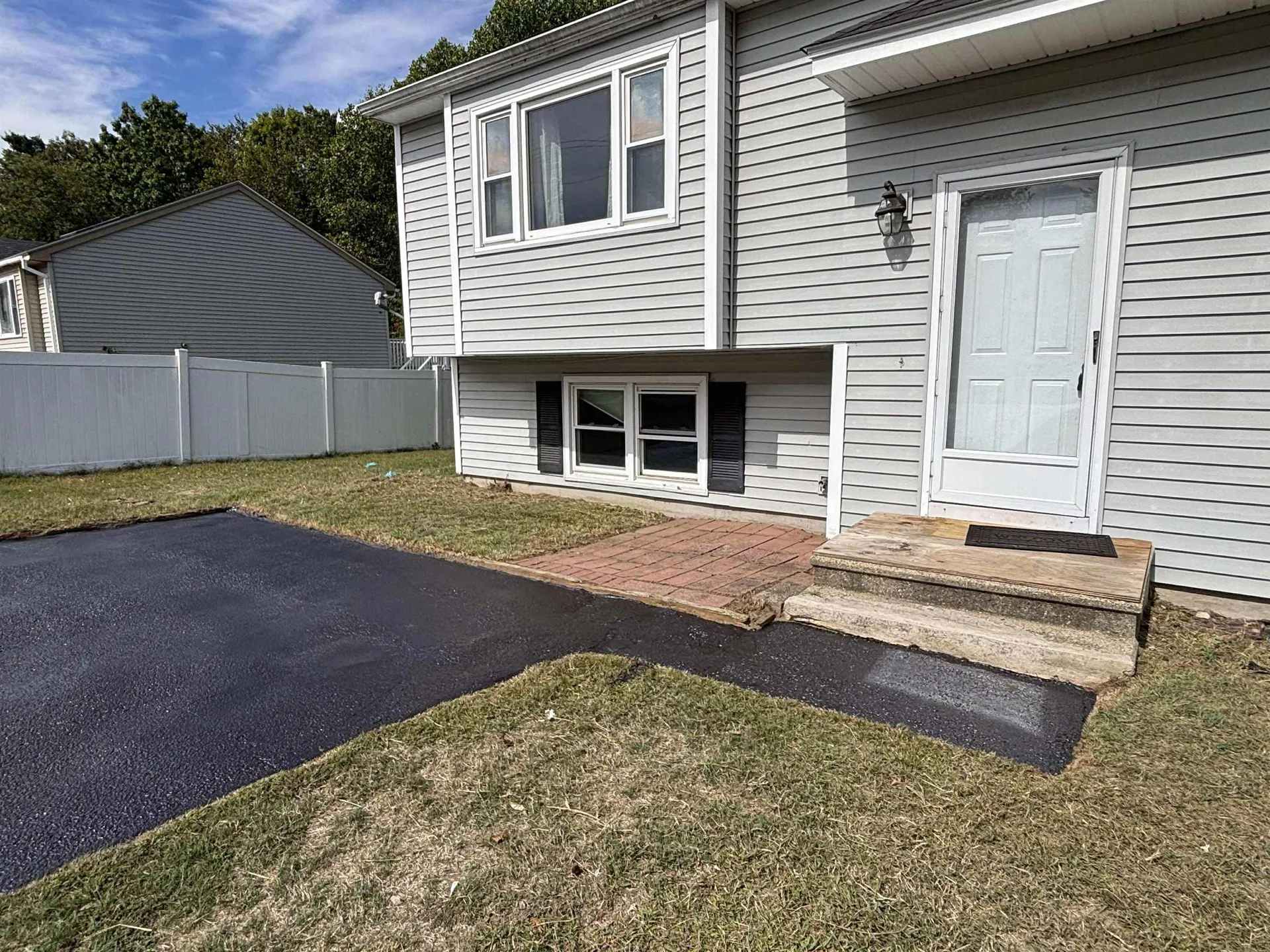 90L Derryfield Road Derry NH 03038