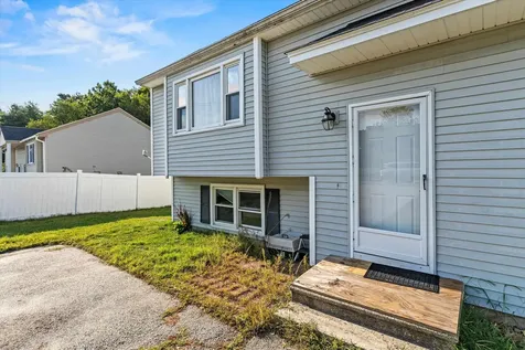 90L Derryfield Road Derry NH 03038