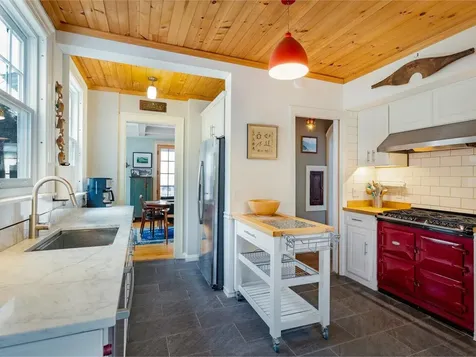 362 South Union Street Burlington VT 05401