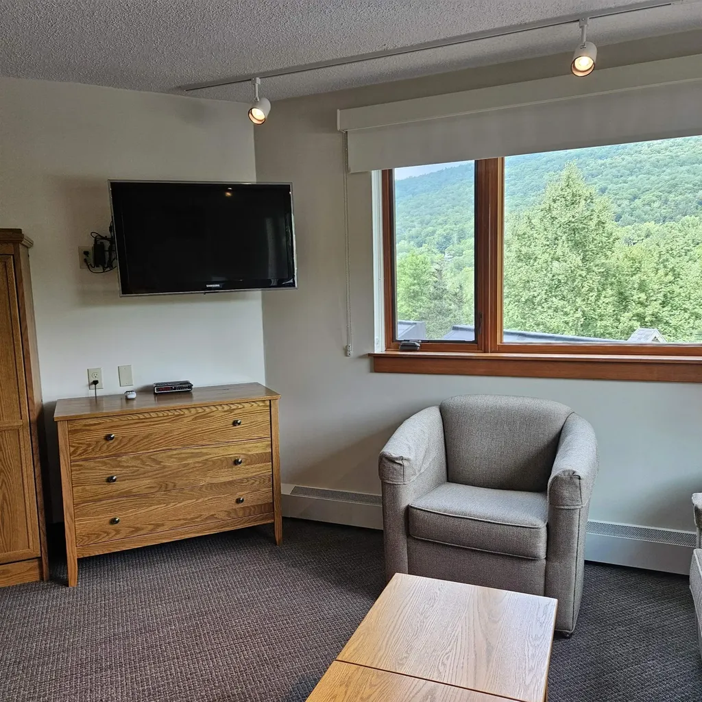 90 Loon Mountain Road Lincoln NH 03251