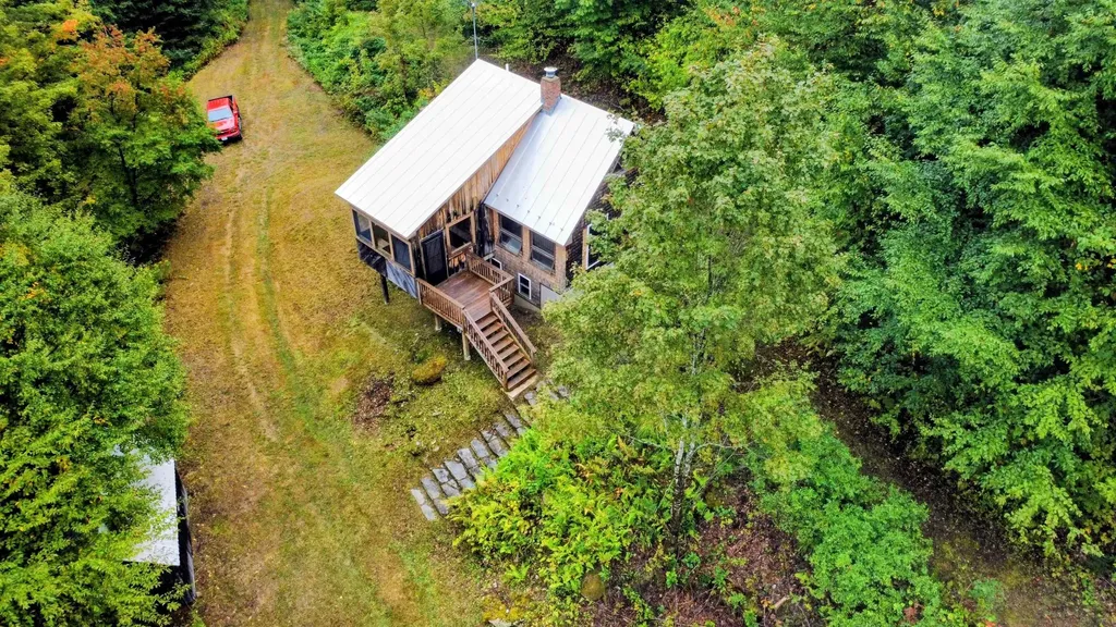 3781 Maplewood Road Corinth VT 05039