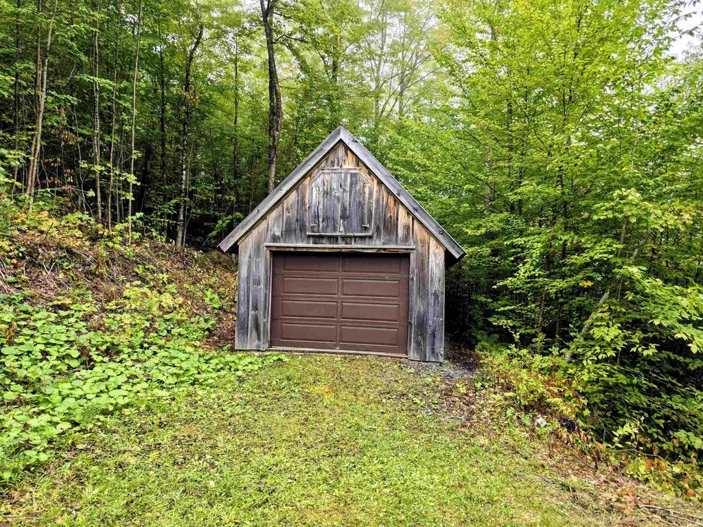 3781 Maplewood Road Corinth VT 05039