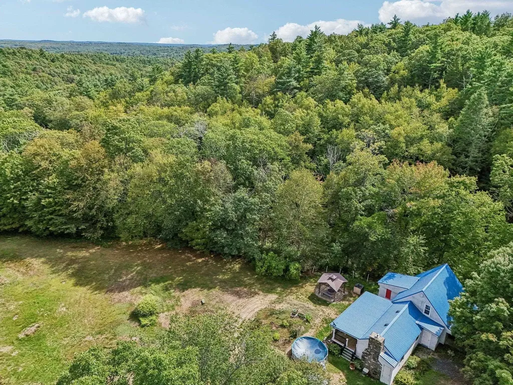 60 Ledge Farm Road Nottingham NH 03290