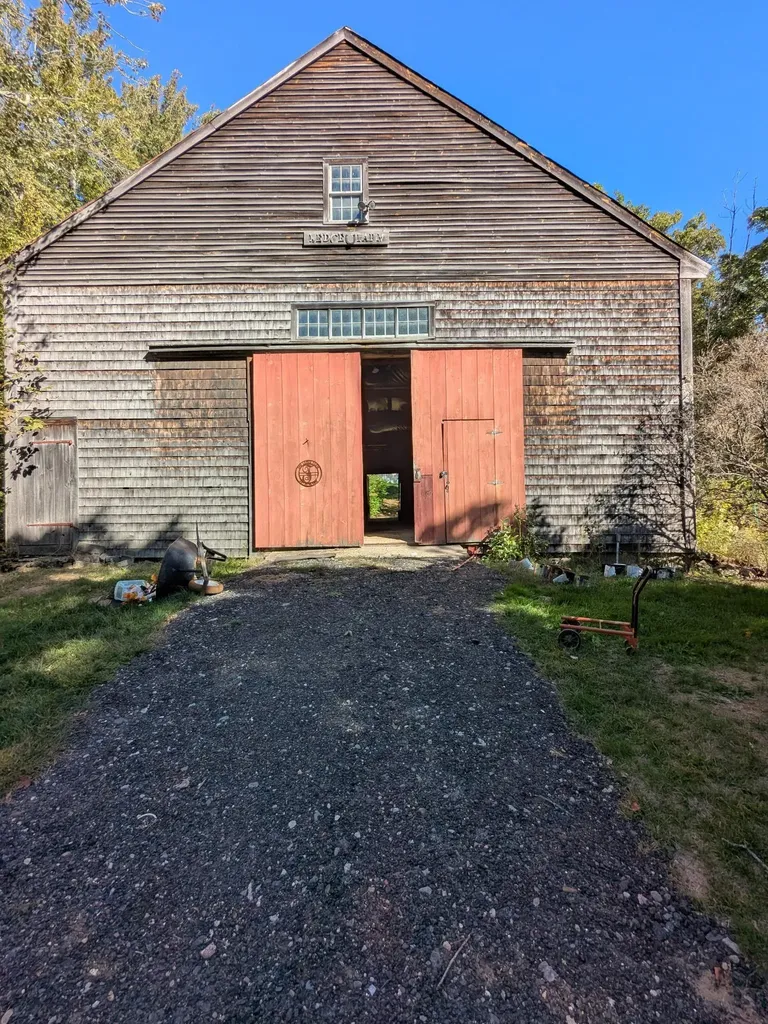 60 Ledge Farm Road Nottingham NH 03290