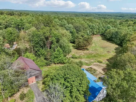 60 Ledge Farm Road Nottingham NH 03290