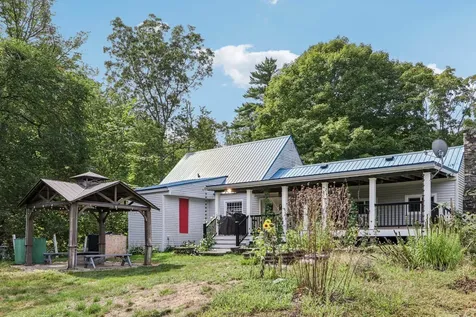 60 Ledge Farm Road Nottingham NH 03290