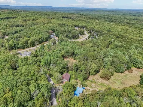 60 Ledge Farm Road Nottingham NH 03290