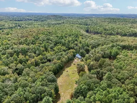 60 Ledge Farm Road Nottingham NH 03290