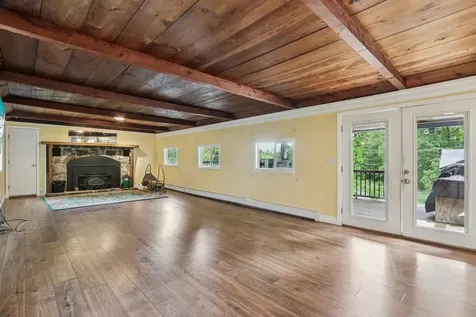 60 Ledge Farm Road Nottingham NH 03290