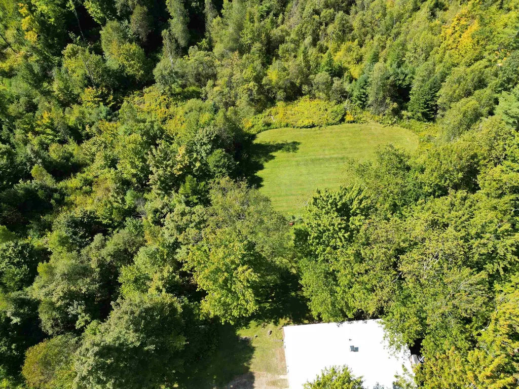 93 Hanley Lane Jericho VT 05465