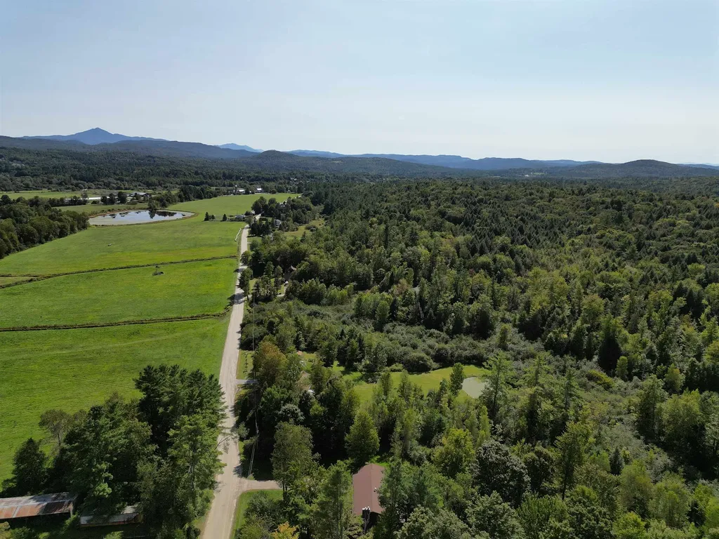 93 Hanley Lane Jericho VT 05465