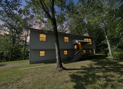 93 Hanley Lane Jericho VT 05465