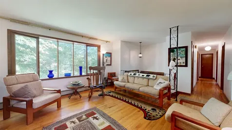 93 Hanley Lane Jericho VT 05465