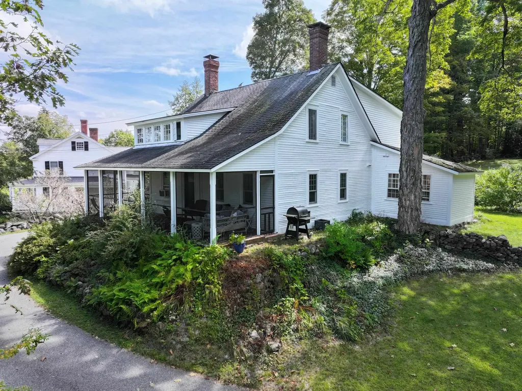 89 Old Henniker Road Hopkinton NH 03229