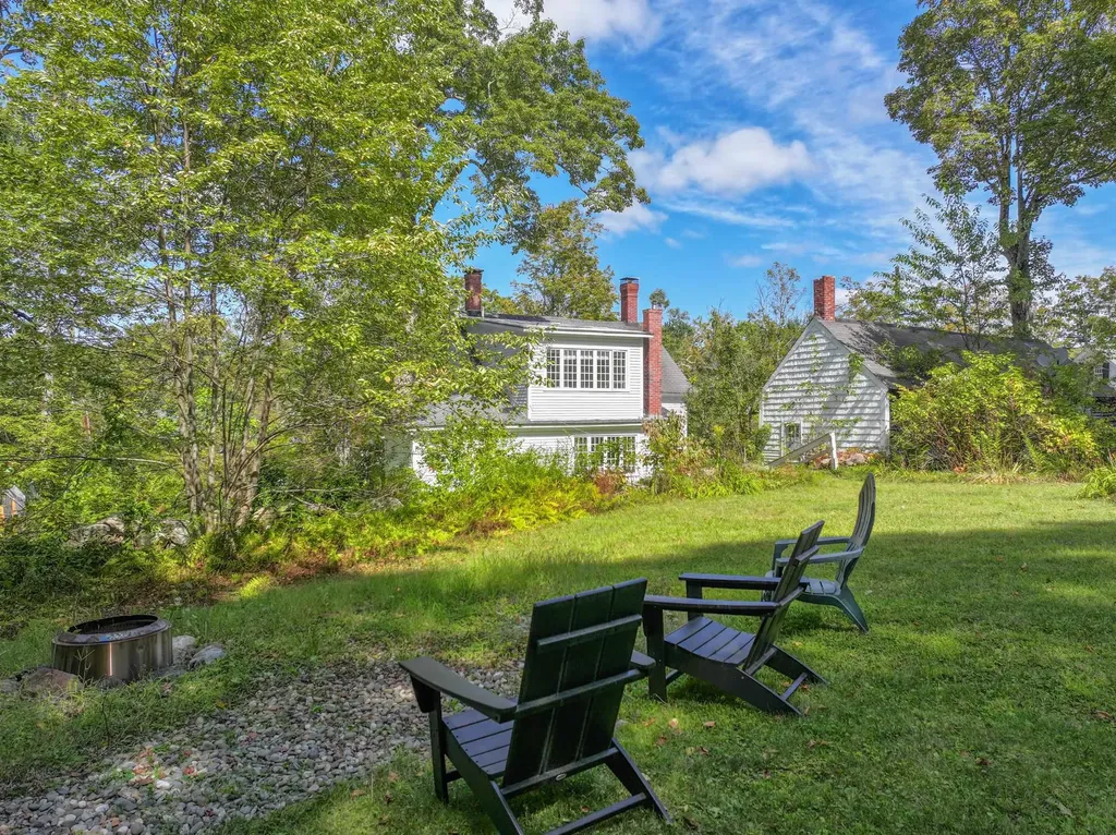 89 Old Henniker Road Hopkinton NH 03229