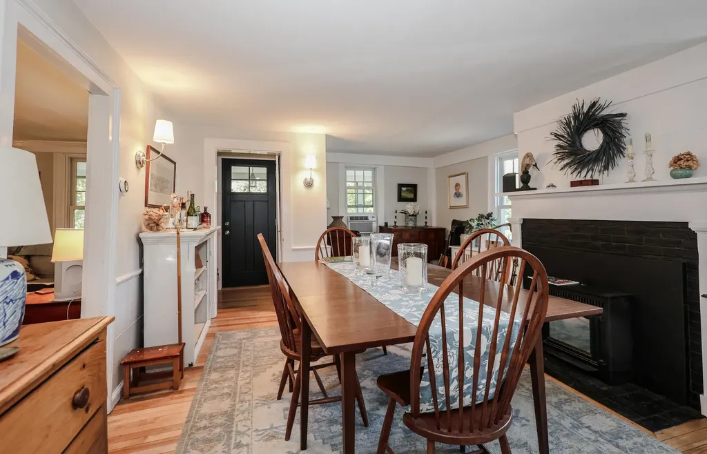 89 Old Henniker Road Hopkinton NH 03229