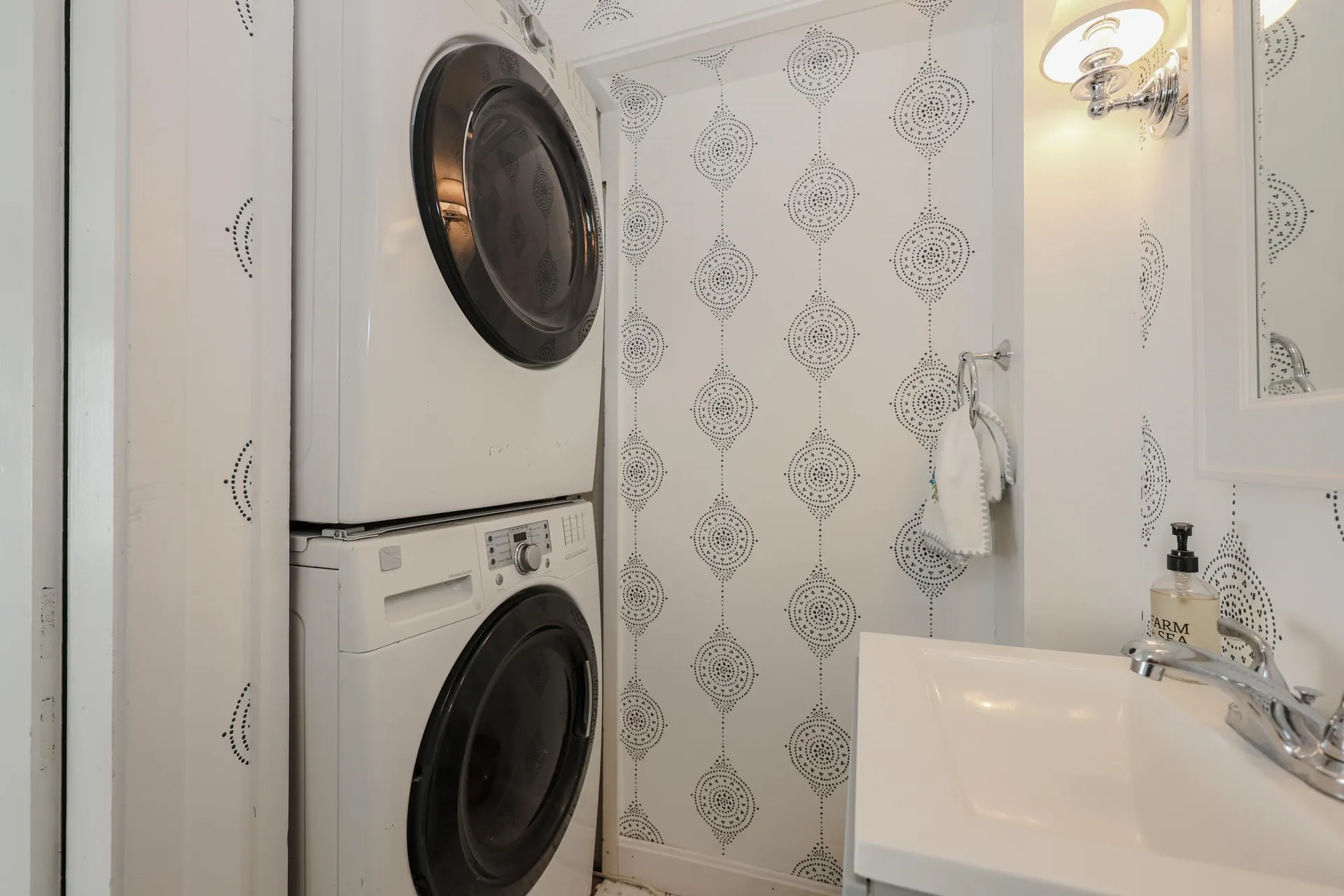 89 Old Henniker Road Hopkinton NH 03229