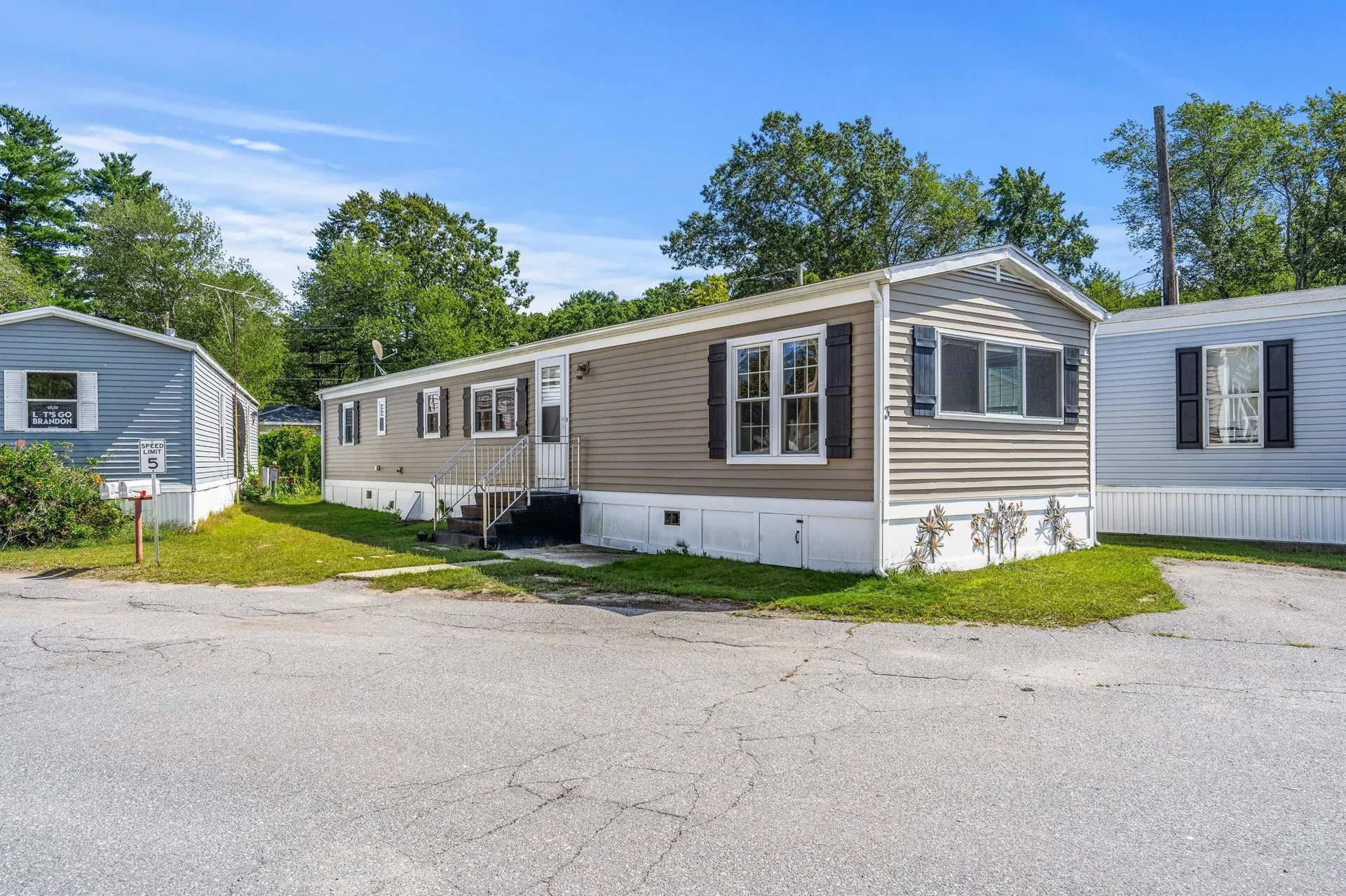 3 Friendship Drive Salem NH 03079