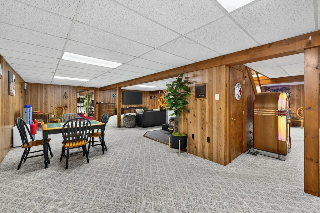 168 Arch Street Keene NH 03431