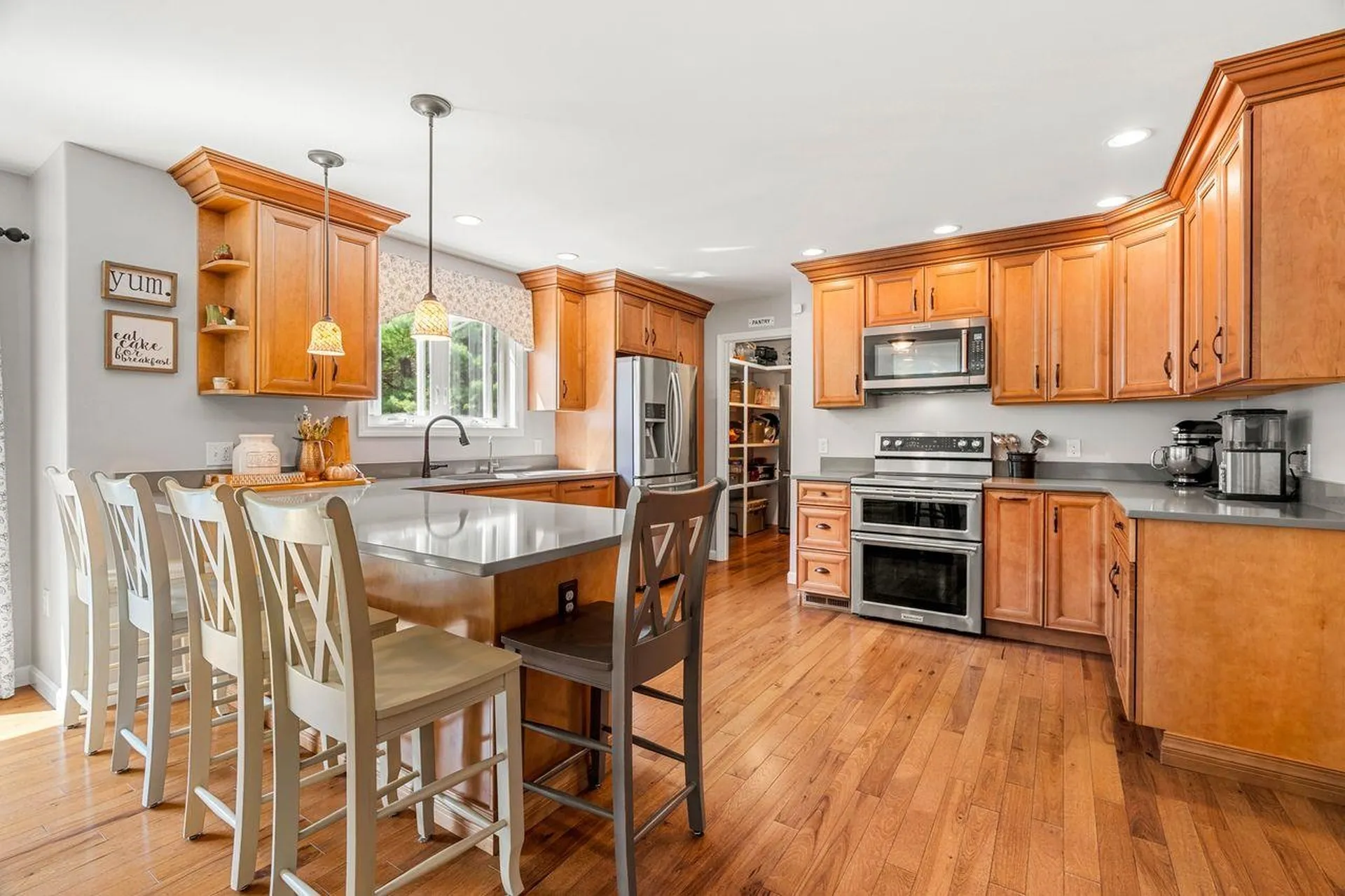 48 South Road East Kingston NH 03827