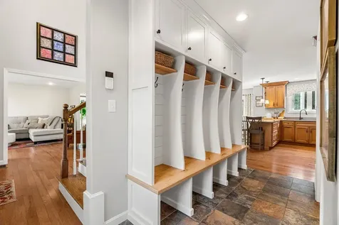 48 South Road East Kingston NH 03827