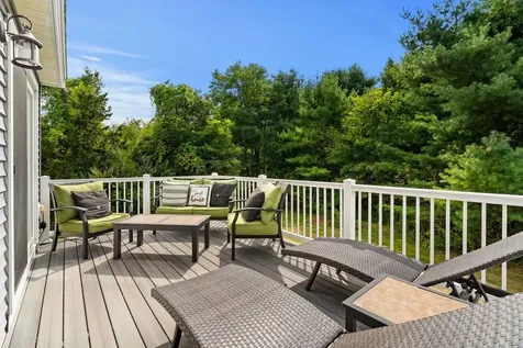 48 South Road East Kingston NH 03827