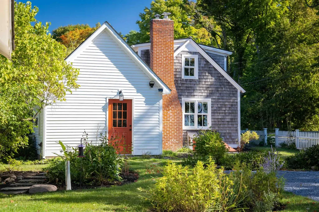 2996 Greenbush Road Charlotte VT 05445