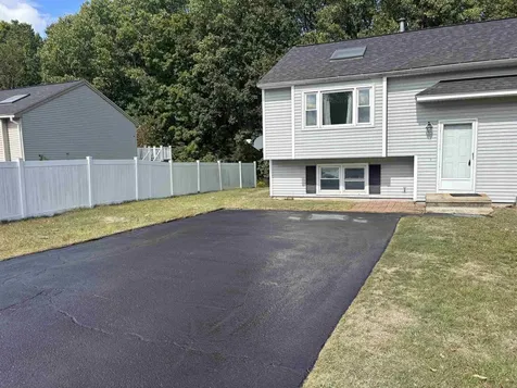 90L Derryfield Road Derry NH 03038