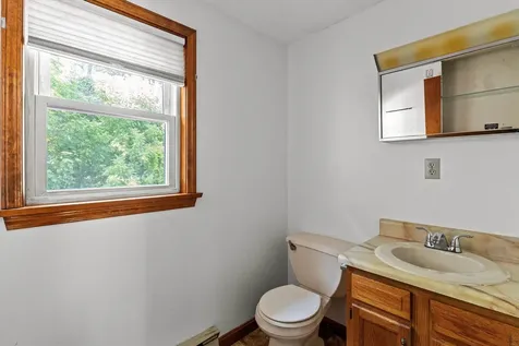 90L Derryfield Road Derry NH 03038