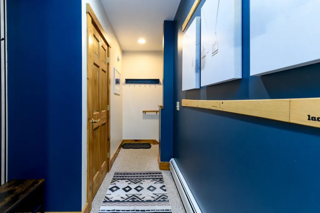 232 North Village Road Jay VT 05859