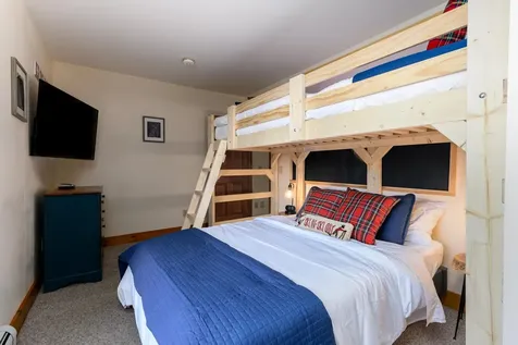 232 North Village Road Jay VT 05859