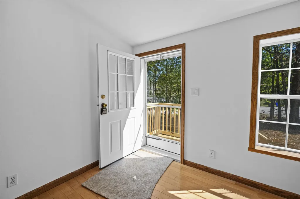 16 Bennett Way Newmarket NH 03857