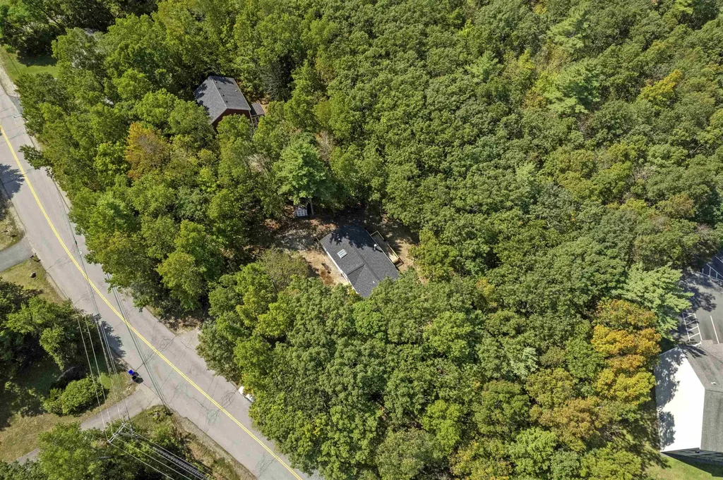 16 Bennett Way Newmarket NH 03857