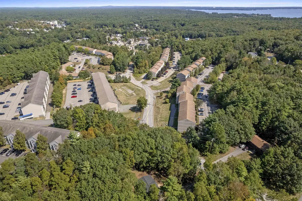 16 Bennett Way Newmarket NH 03857