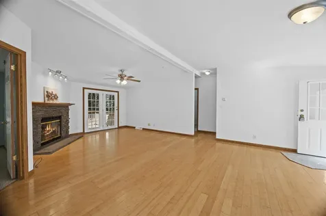 16 Bennett Way Newmarket NH 03857