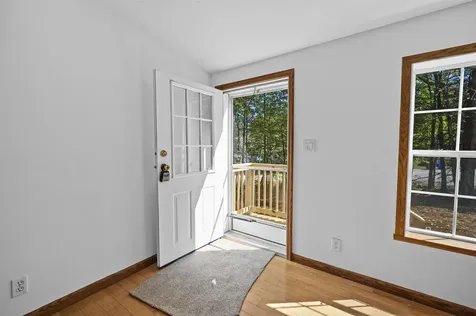 16 Bennett Way Newmarket NH 03857