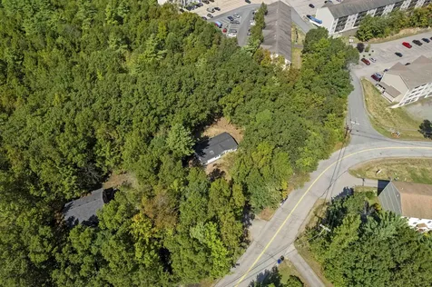 16 Bennett Way Newmarket NH 03857