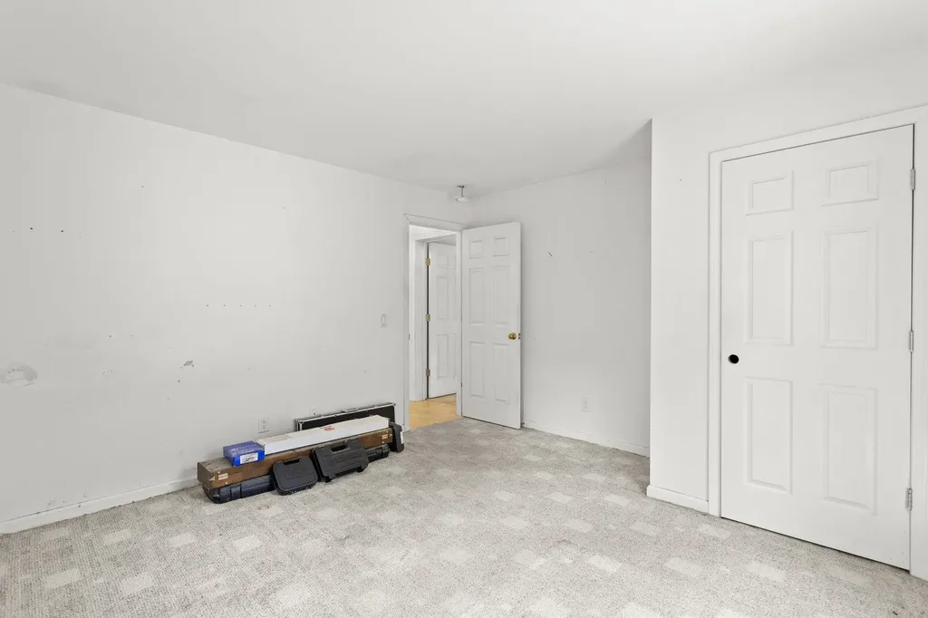 66 Staniels Road Chichester NH 03258