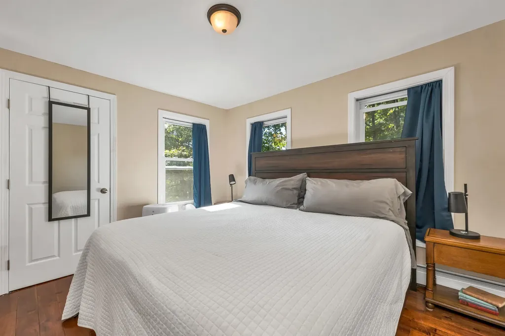 172 Center Street Wolfeboro NH 03894