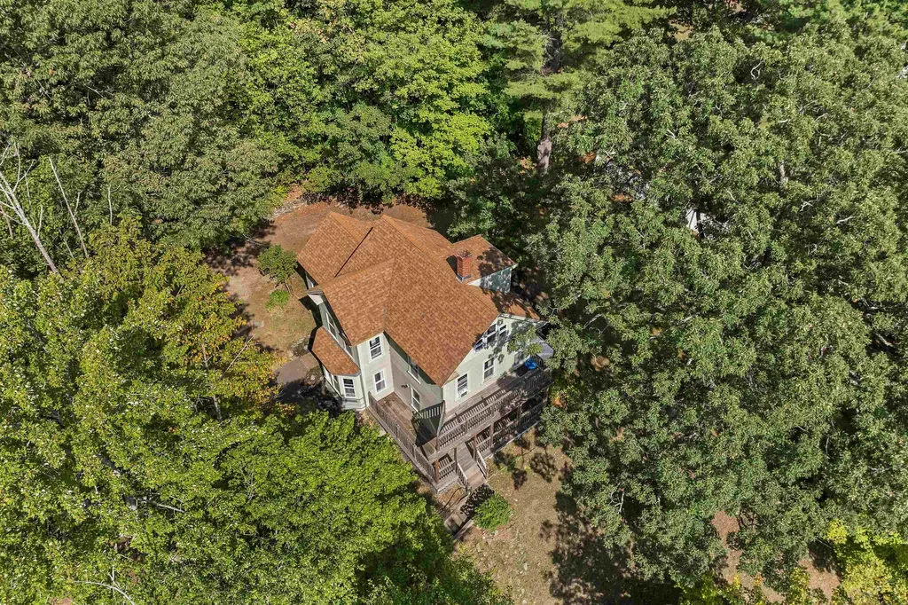 172 Center Street Wolfeboro NH 03894