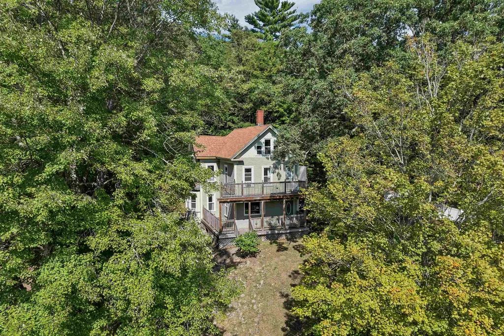 172 Center Street Wolfeboro NH 03894