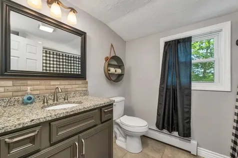 172 Center Street Wolfeboro NH 03894