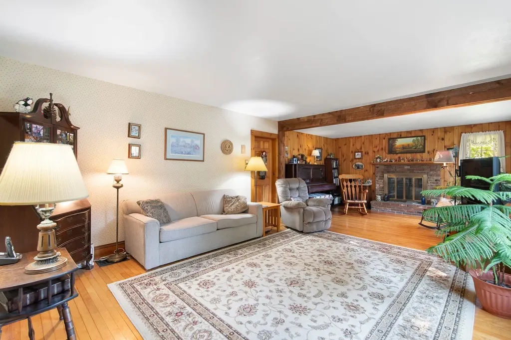 1089 Marlboro Road Brattleboro VT 05301