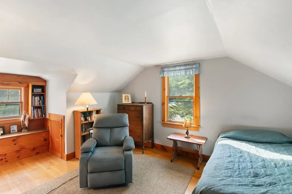 1089 Marlboro Road Brattleboro VT 05301